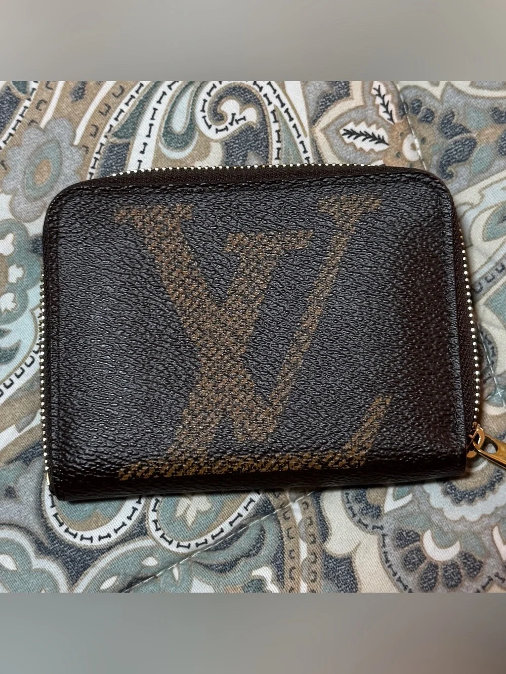 Louis Vuitton Large Monogram Zippy Coin Purse Wallet